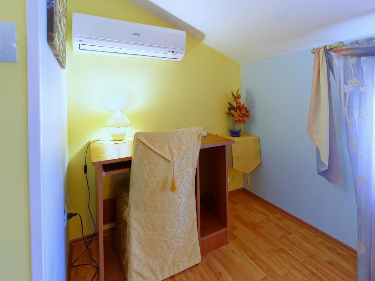Holiday Home Nevena By Rent Istria Buje Exteriér fotografie