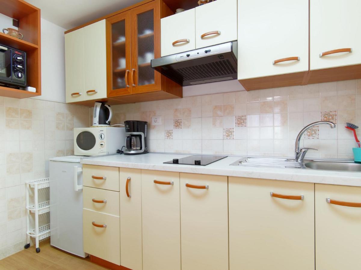 Holiday Home Nevena By Rent Istria Buje Exteriér fotografie