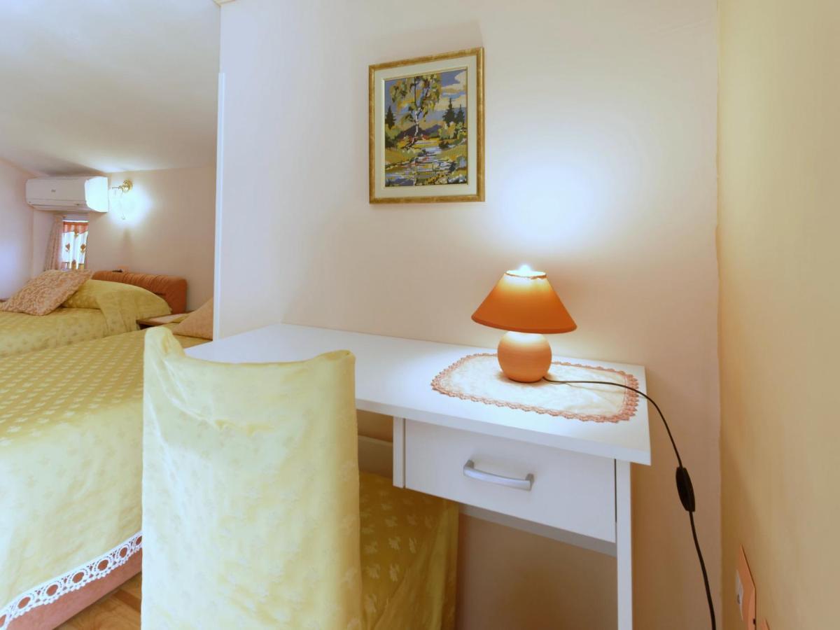 Holiday Home Nevena By Rent Istria Buje Exteriér fotografie