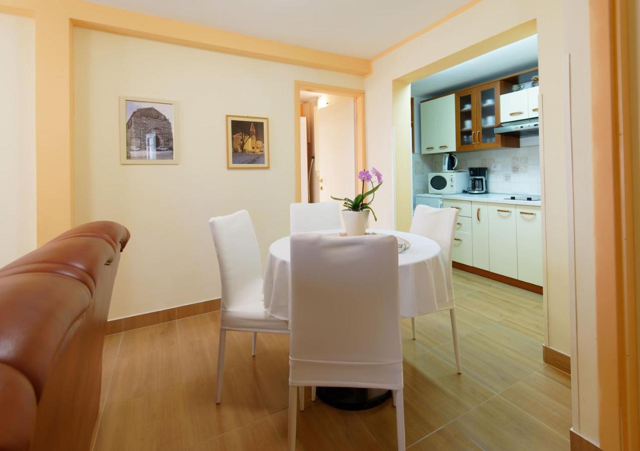 Holiday Home Nevena By Rent Istria Buje Exteriér fotografie
